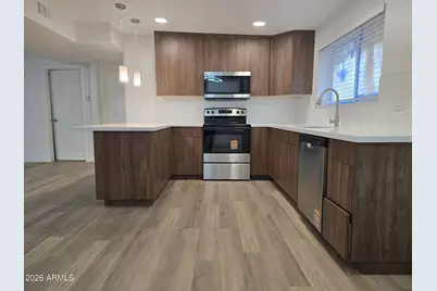 2242 E Nancy Lane, Phoenix, AZ 85042 - Photo 3