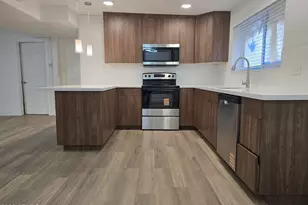 2242 E Nancy Ln, Phoenix, AZ 85042 - Photo 3