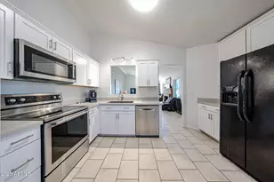 8521 W Mauna Loa Ln, Peoria, AZ 85381 - Photo 1