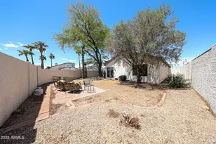 8521 W Mauna Loa Ln, Peoria, AZ 85381 - Photo 27