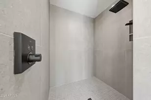 8355 E San Ramon Dr, Scottsdale, AZ 85258 - Photo 23