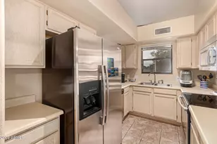 1800 W Elliot Rd, Chandler, AZ 85224 - Photo 7