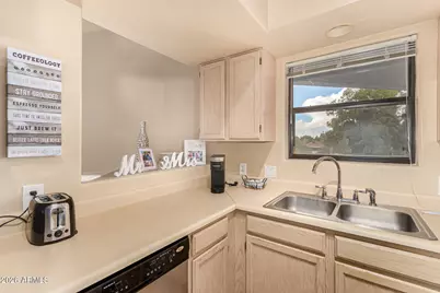 1800 W Elliot Road #227, Chandler, AZ 85224 - Photo 9