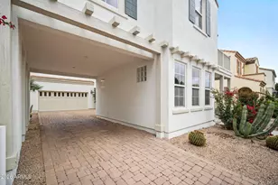 2923 N 48th Pl, Phoenix, AZ 85018 - Photo 3