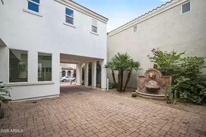 2923 N 48th Place, Phoenix, AZ 85018 - Photo 5