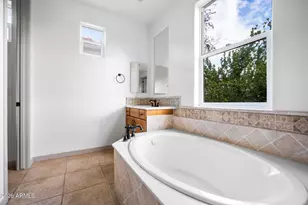 2923 N 48th Pl, Phoenix, AZ 85018 - Photo 25