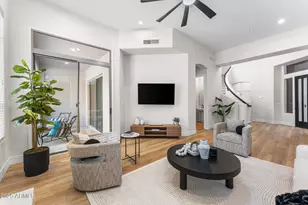 7266 E Del Acero Dr, Scottsdale, AZ 85258 - Photo 11