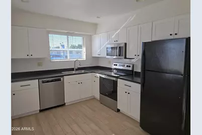 10856 W Abbott Avenue, Sun City, AZ 85351 - Photo 3