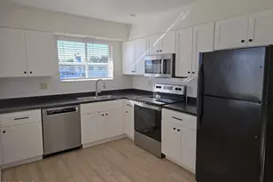 10856 W Abbott Ave, Sun City, AZ 85351 - Photo 3