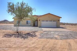 158 N Pettoshas Dr, Maricopa, AZ 85139 - Photo 5