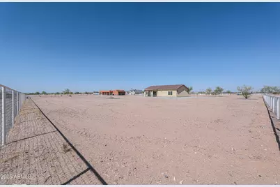 158 N Pettoshas Drive, Maricopa, AZ 85139 - Photo 41