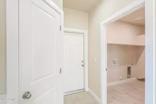 158 N Pettoshas Dr, Maricopa, AZ 85139 - Photo 33