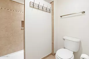 9445 N 94th Pl, Scottsdale, AZ 85258 - Photo 13