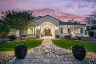 2731 E Capricorn Pl, Chandler, AZ 85249 - Photo 1