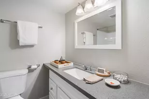 4025 N 40th St, Phoenix, AZ 85018 - Photo 7
