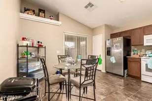 37049 W Bello Ln, Maricopa, AZ 85138 - Photo 7