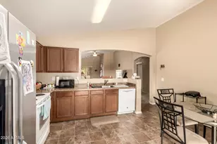 37049 W Bello Ln, Maricopa, AZ 85138 - Photo 9