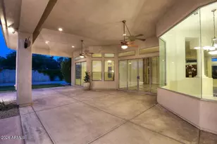 10249 N 64th St, Paradise Valley, AZ 85253 - Photo 17