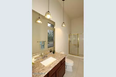 10249 N 64th Street, Paradise Valley, AZ 85253 - Photo 21