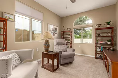 10945 W Pleasant Valley Court, Sun City, AZ 85351 - Photo 5