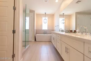 3845 E Earll Dr, Phoenix, AZ 85018 - Photo 21