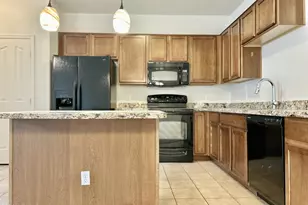 240 W Juniper Ave, Gilbert, AZ 85233 - Photo 7