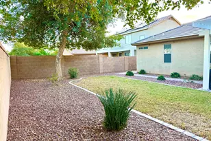 9325 N 179th Dr, Waddell, AZ 85355 - Photo 29