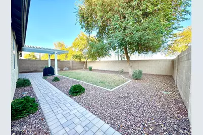 9325 N 179 Drive, Waddell, AZ 85355 - Photo 35