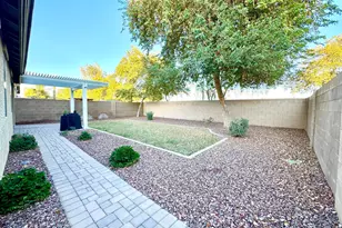 9325 N 179th Dr, Waddell, AZ 85355 - Photo 35