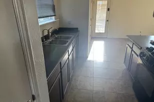 10649 E Sunflower Ln, Florence, AZ 85132 - Photo 5