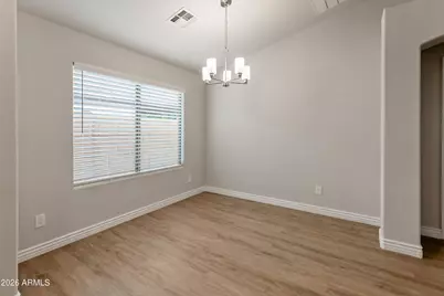 5811 S 16th Drive, Phoenix, AZ 85041 - Photo 5