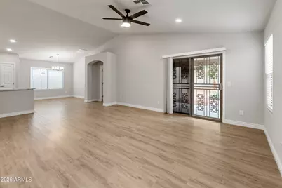 5811 S 16th Drive, Phoenix, AZ 85041 - Photo 13