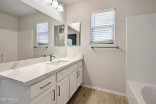 5811 S 16th Dr, Phoenix, AZ 85041 - Photo 17