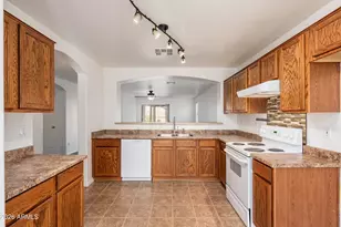 10614 W Edgemont Dr, Avondale, AZ 85392 - Photo 5