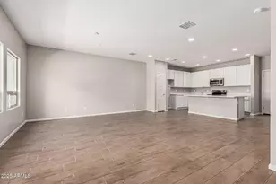 733 E Commonwealth Ave, Chandler, AZ 85225 - Photo 5