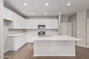 733 E Commonwealth Ave, Chandler, AZ 85225 - Photo 9