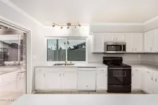 1012 S Santa Barbara Dr, Mesa, AZ 85202 - Photo 15