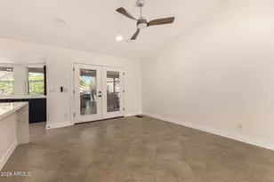 834 N Oak Ct, Chandler, AZ 85226 - Photo 9