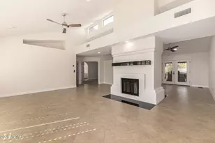 834 N Oak Ct, Chandler, AZ 85226 - Photo 3