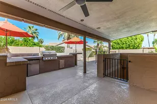 834 N Oak Ct, Chandler, AZ 85226 - Photo 41