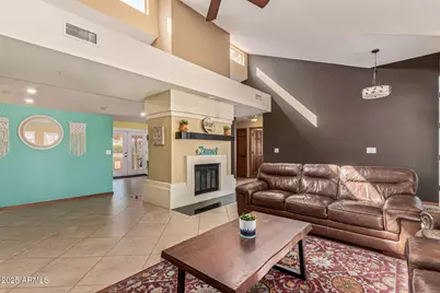 834 N Oak Court, Chandler, AZ 85226 - Photo 5