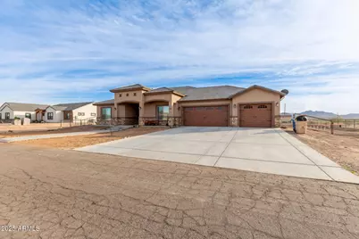 22951 W La Mirada Drive, Buckeye, AZ 85326 - Photo 7