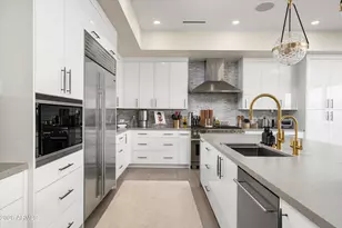 5572 E Stella Ln, Paradise Valley, AZ 85253 - Photo 15