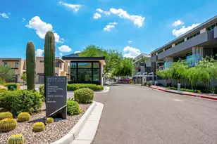 5572 E Stella Ln, Paradise Valley, AZ 85253 - Photo 39