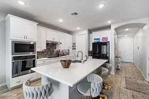 23808 N 162nd Ln, Surprise, AZ 85387 - Photo 7