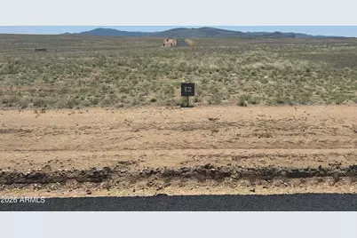 42 E-2 Smoked Oak Circle -- #42-E2, Prescott Valley, AZ 86315 - Photo 1