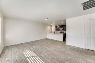 4724 W Monterosa St, Phoenix, AZ 85031 - Photo 9