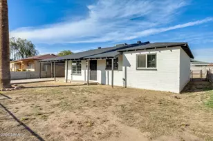 4724 W Monterosa St, Phoenix, AZ 85031 - Photo 5