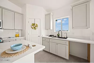 38167 W San Juan Avenue, Tonopah, AZ 85354 - Photo 9