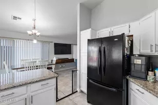 164 W Mohawk Dr, Phoenix, AZ 85027 - Photo 13